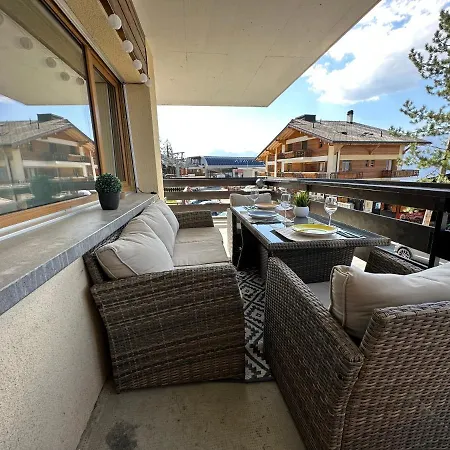 De - Ski-in Ski-out Apartment Veysonnaz